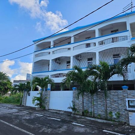 Lebovallon B&B Mahebourg Bagian luar foto