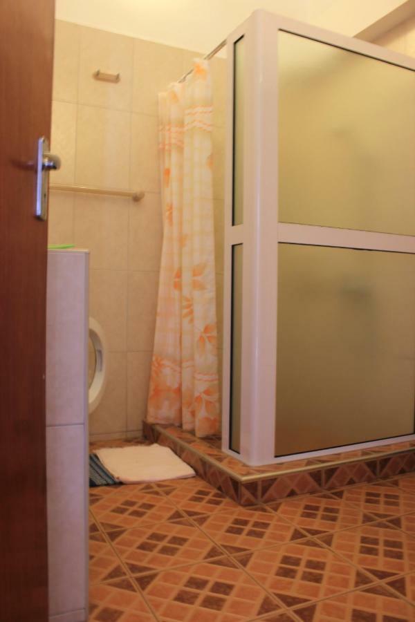 Lebovallon B&B Mahebourg Bagian luar foto