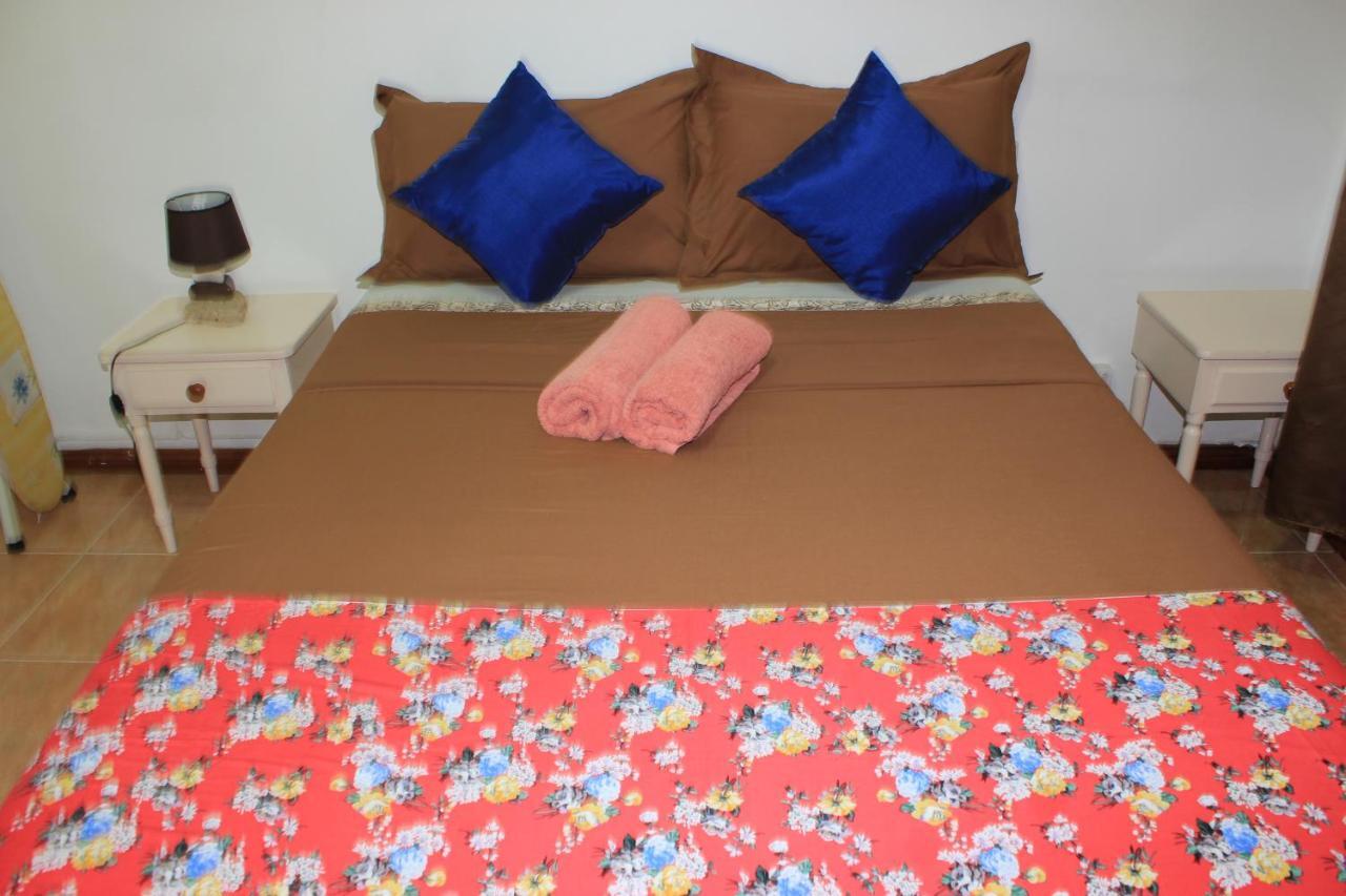 Lebovallon B&B Mahebourg Bagian luar foto